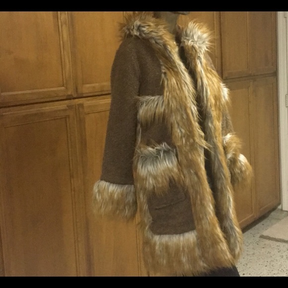 Flash Sale-New Beautiful Fake Fur Jacket - Picture 3 of 7
